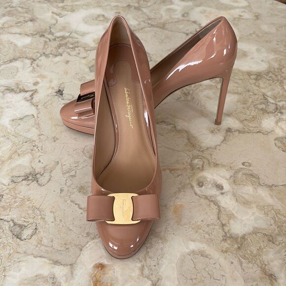 Salvatore Ferragamo Osimo Patent Leather Vara Bow High-Heel Pumps Ballerina Pink - Picture 1 of 16